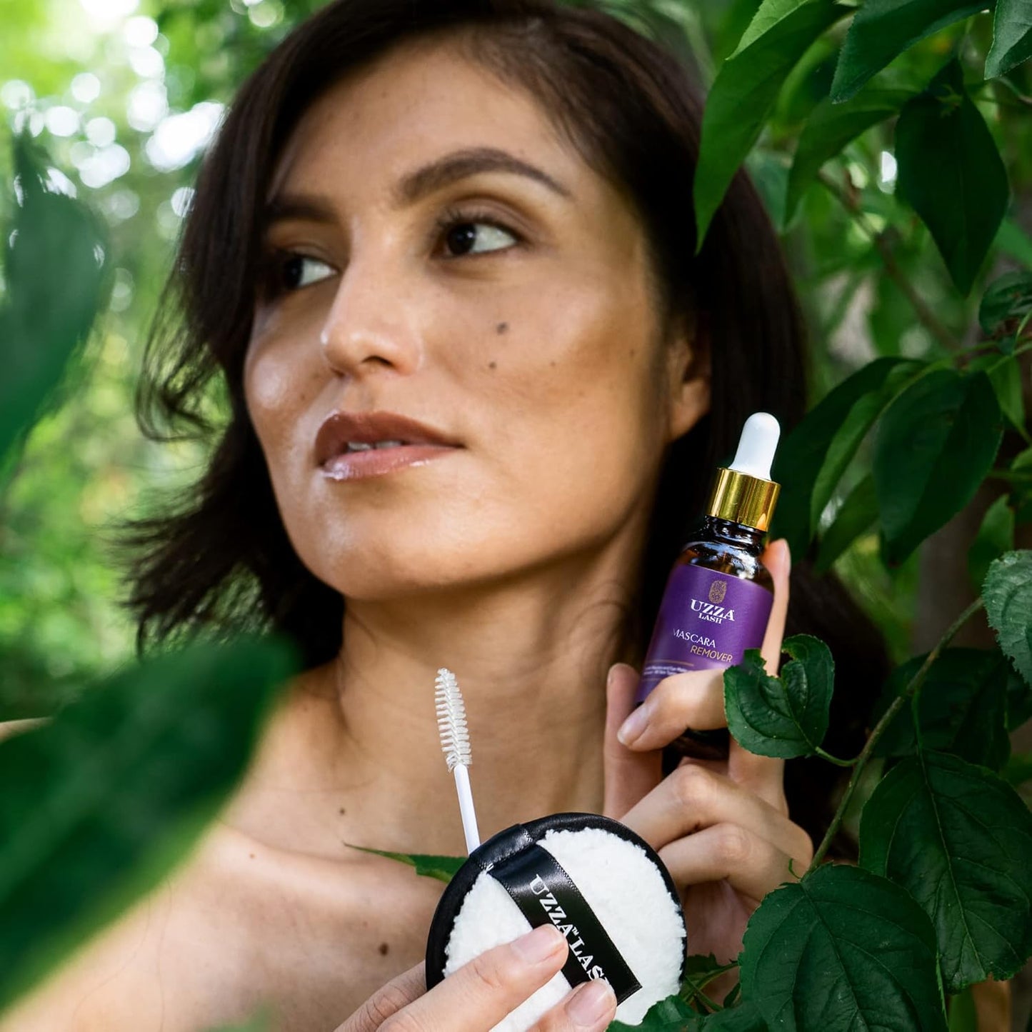 UZZA Lash Eye Makeup Remover - Waterproof Mascara Remover for Sensitive Eyes - Natural Make up Remover - Hygienic Kit Includes Eyelash Brush, Reusable Pads, Cleanser Liquid 1oz