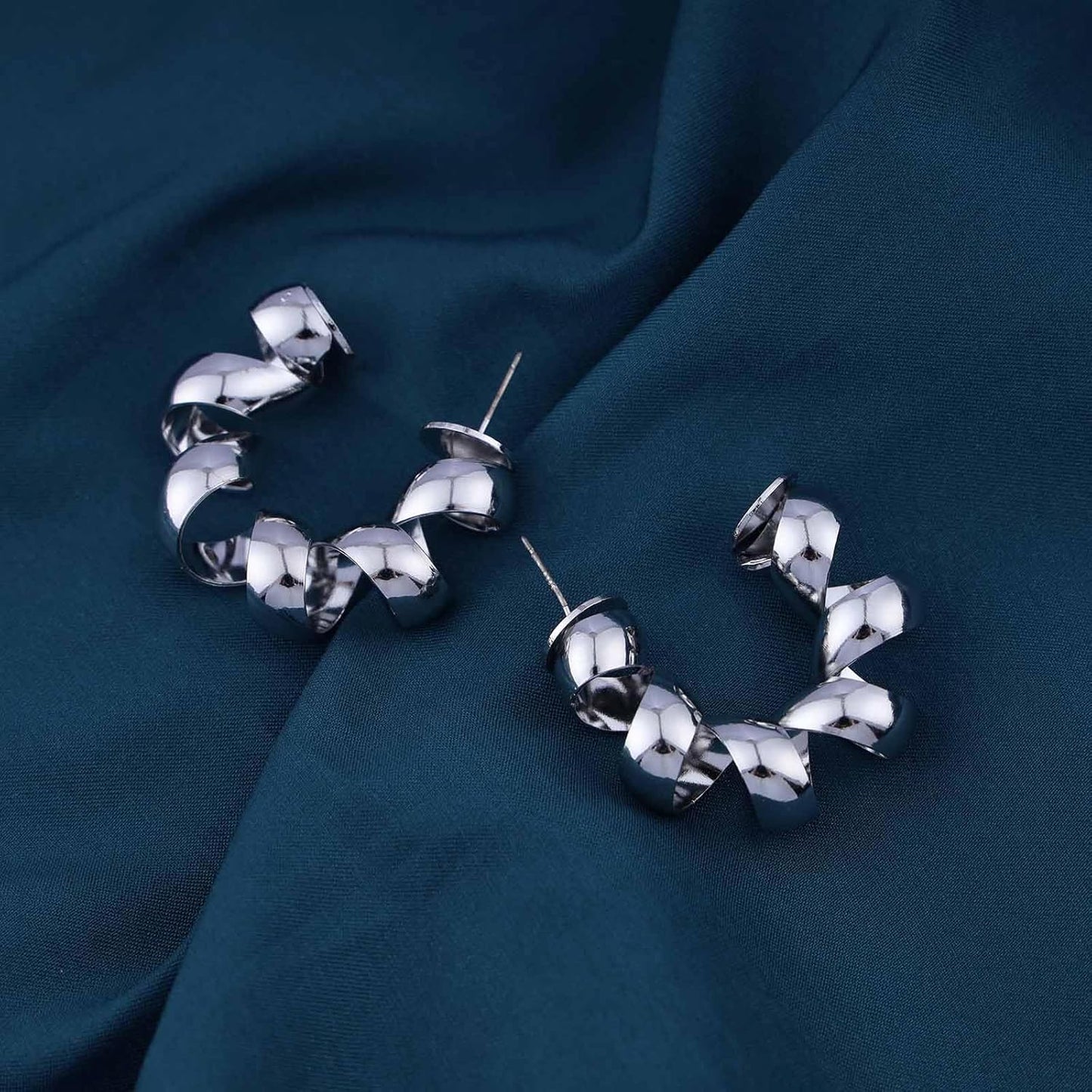 Vintage Exaggerated Irregular Circle Earrings Twist Hoop Earrings Twisted Rope Round Earrings Silver Circle Hoop Dangle Earrings Jewelry for Women